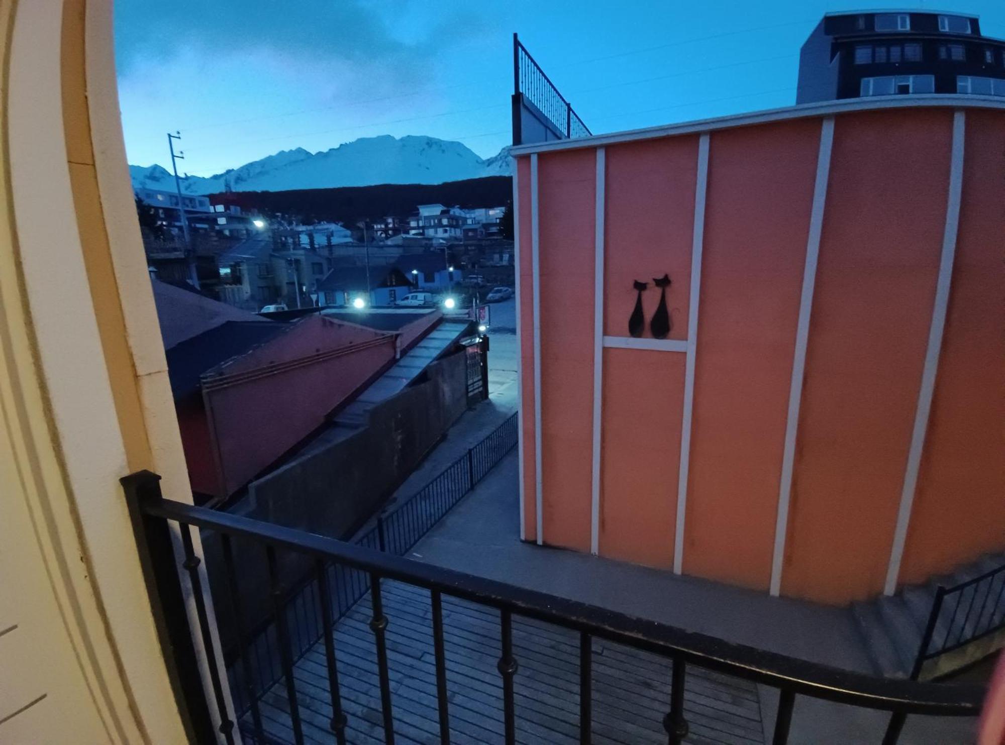 Victoria Plaza Apartment Ushuaia Exterior photo